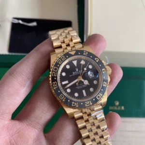 Superclone Rolex GMT-Master II Black Dial 126718GRNR