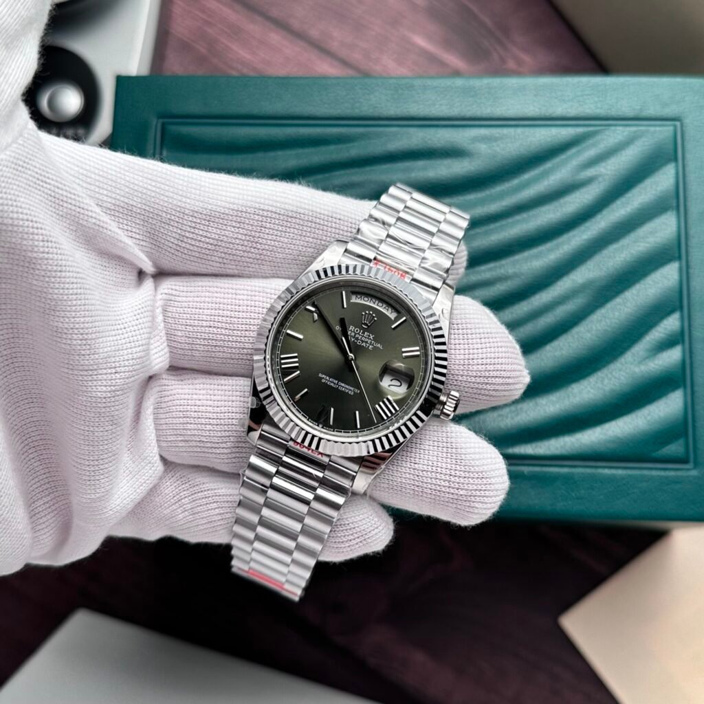 Superclone Rolex Day-Date Olive Green Dial 228239-0033 40 mm Case Profile