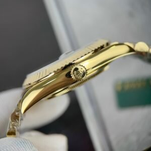 Superclone Rolex Day-Date Bright Black Diamond Dial 228238-0004 40 mm