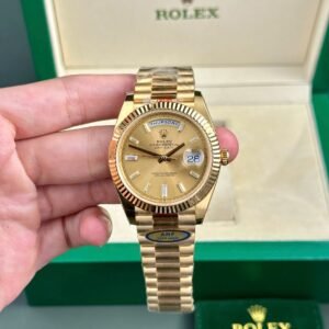 Superclone Rolex Day-Date Champagne Diamond Dial 228238-0005 40 mm