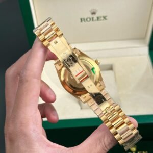 Superclone Rolex Day-Date Champagne Diamond Dial 228238-0005 40 mm