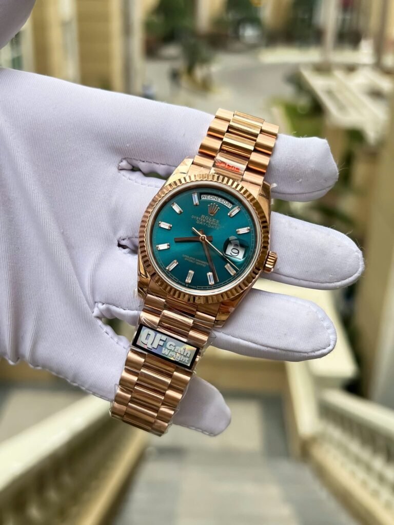 Superclone Rolex Day-Date Blue-Green Diamond Dial 128235-0085 36 mm Case Profile
