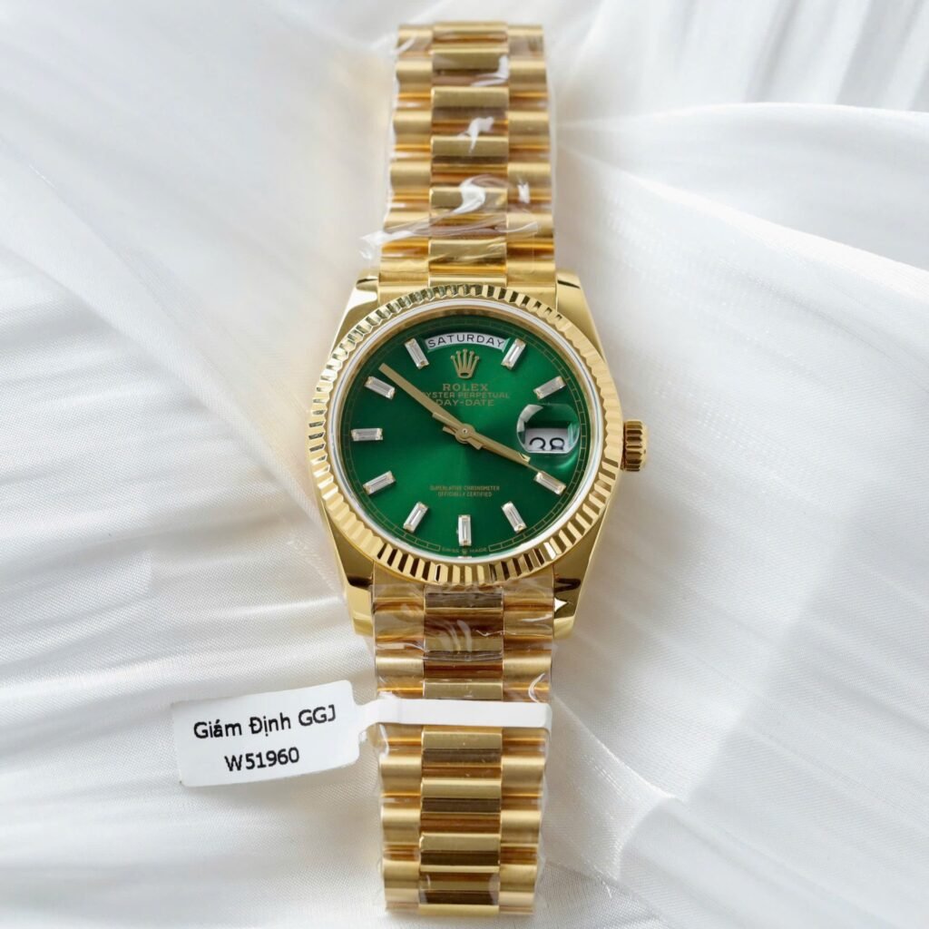 Superclone Rolex Day-Date Bright Green Diamond Dial 128238-0130 36 mm Bezel & Crystal