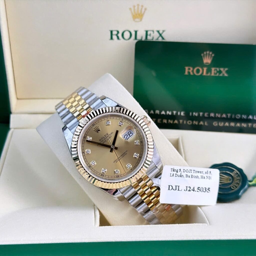 Rolex Datejust Champagne Diamond Dial 126333-0012 41 mm Case Profile