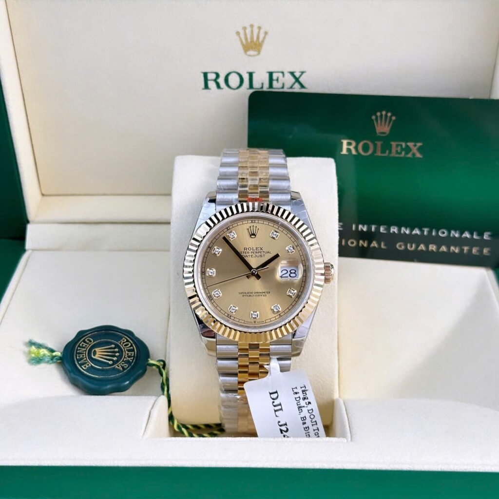 Rolex Datejust Champagne Diamond Dial 126333-0012 41 mm Bezel & Crystal