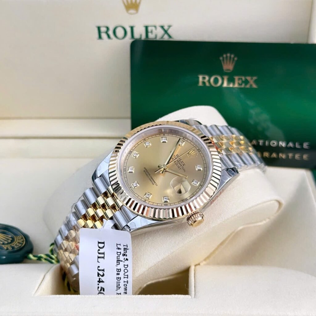Rolex Datejust Champagne Diamond Dial 126333-0012 41 mm Bracelet & Clasp