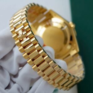 Superclone Rolex Day-Date Roman Champagne Dial 228238 40 mm