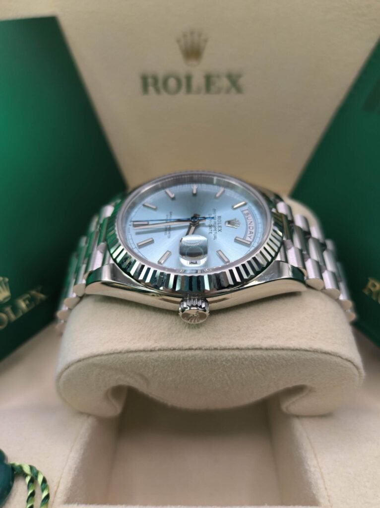 Superclone Rolex Day-Date Ice blue Dial 228236 40 mm Bracelet & Clasp