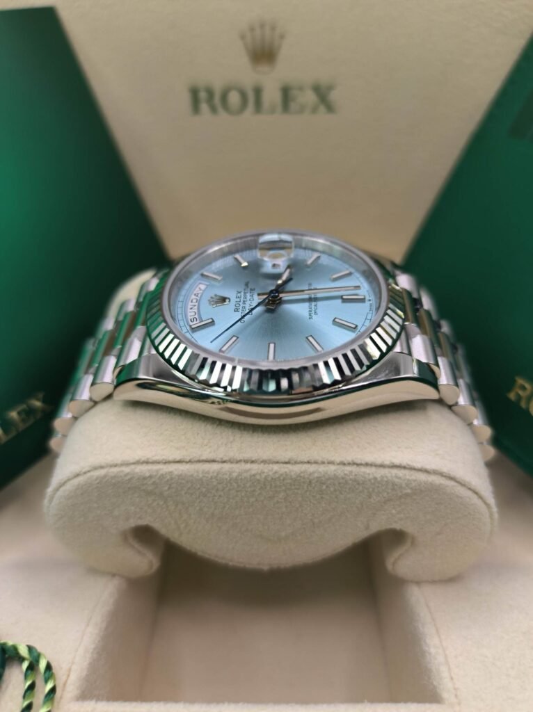 Superclone Rolex Day-Date Ice blue Dial 228236 40 mm Case Back