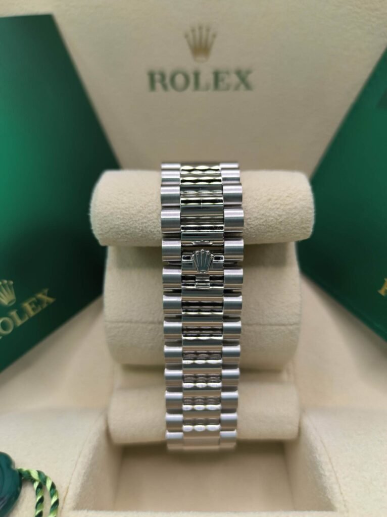 Superclone Rolex Day-Date Ice blue Dial 228236 40 mm Additional Detail