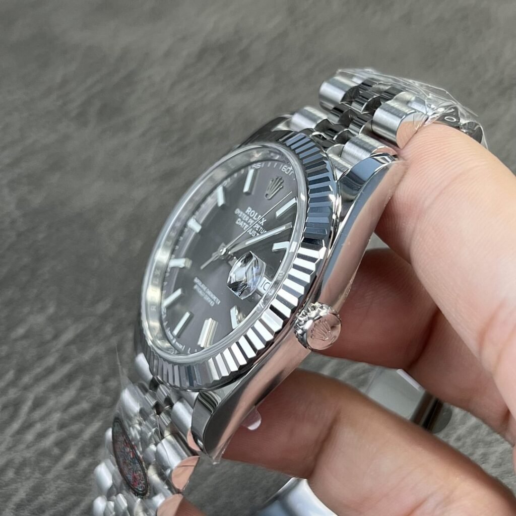 Rolex Datejust Rhodium Dial 126334 Jubilee 41 mm Bracelet & Clasp