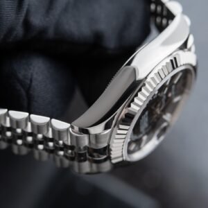 Superclone Rolex Sky-Dweller Bright black Dial 336934 Jubilee