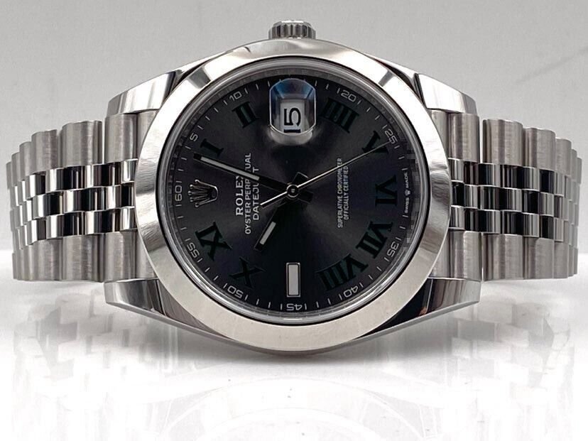 Rolex Datejust Rhodium Dial 126300 “Wimbledon” Jubilee 41 mm Case Profile