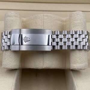 Rolex Datejust Rhodium Dial 126300 “Wimbledon” Jubilee 41 mm