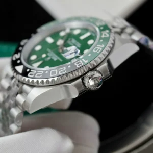 Rolex GMT-Master II 126729VTNR Jubilee “Absinthe”