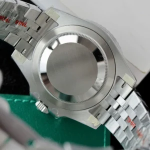 Rolex GMT-Master II 126729VTNR Jubilee “Absinthe”