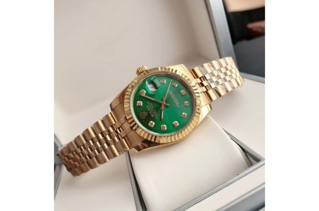 Replica Rolex Datejust RG/RG Jub Green/Dial 36/28 mm Additional Detail