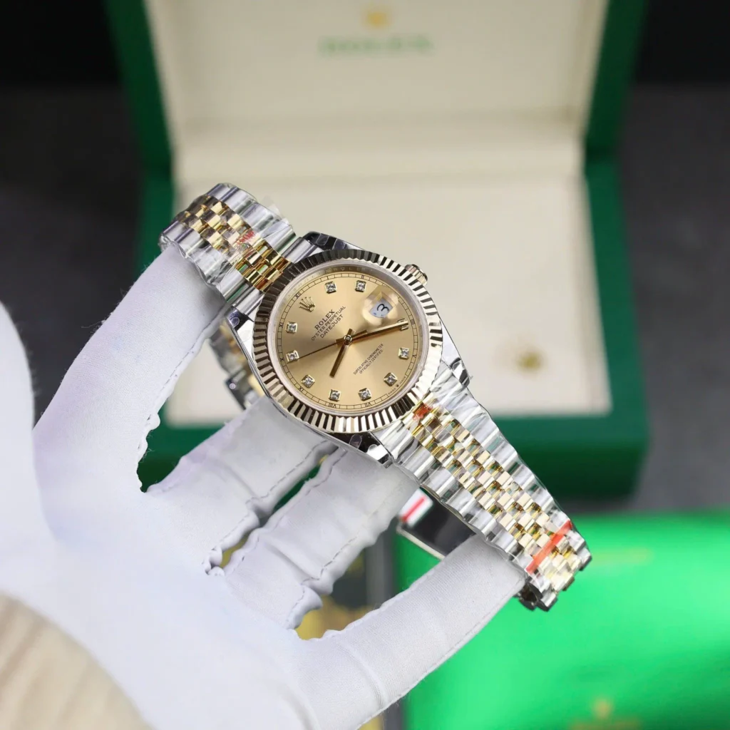 Replica Rolex Datejust Champagne Diamonds Dial 16233 36 mm Bezel & Crystal