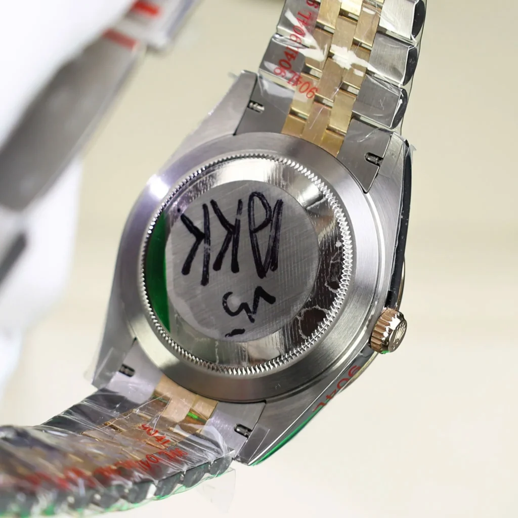 Replica Rolex Datejust Champagne Diamonds Dial 16233 36 mm Case Profile