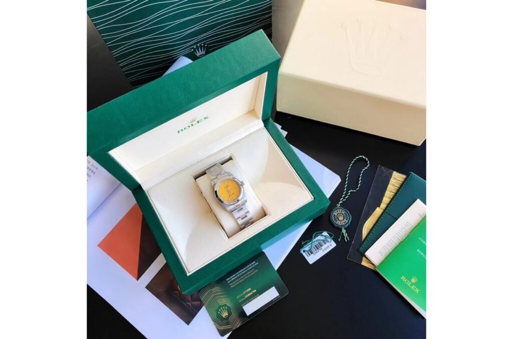 Replica Rolex Oyster Perpetual SS/SS Yellow/Stk 31/41 mm Bracelet & Clasp