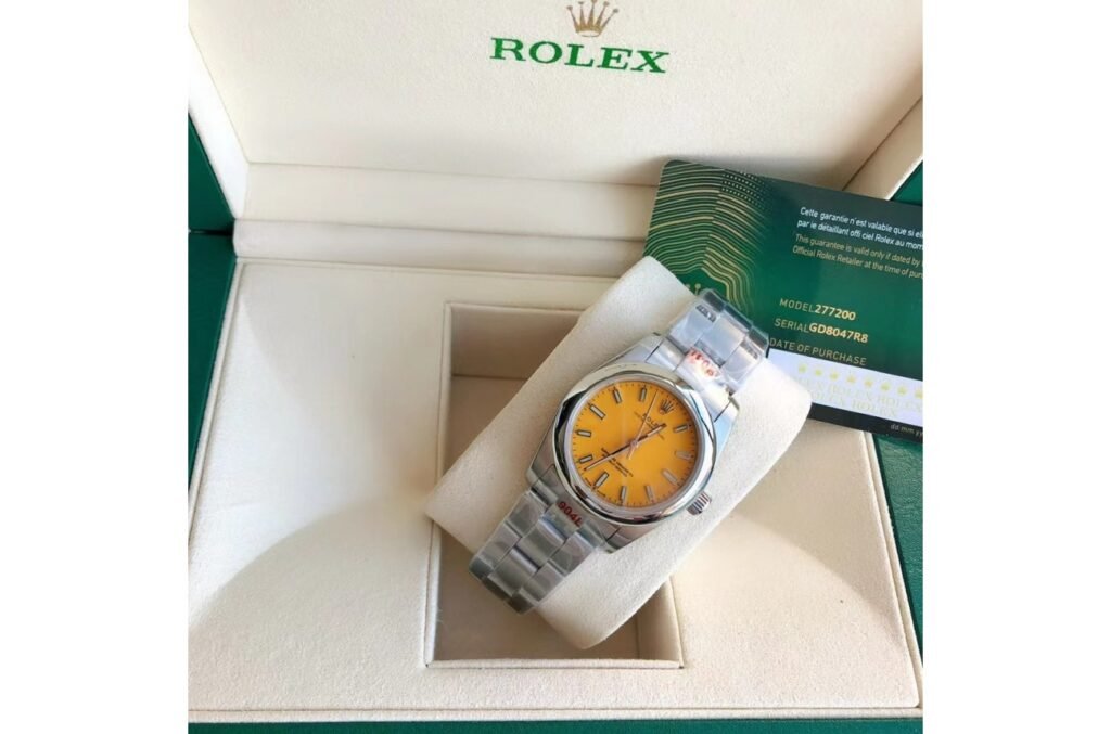 Replica Rolex Oyster Perpetual SS/SS Yellow/Stk 31/41 mm Case Back