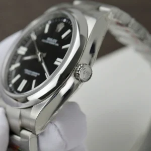 Replica Rolex Oyster Perpetual Lady Black Dial 126000 36 mm