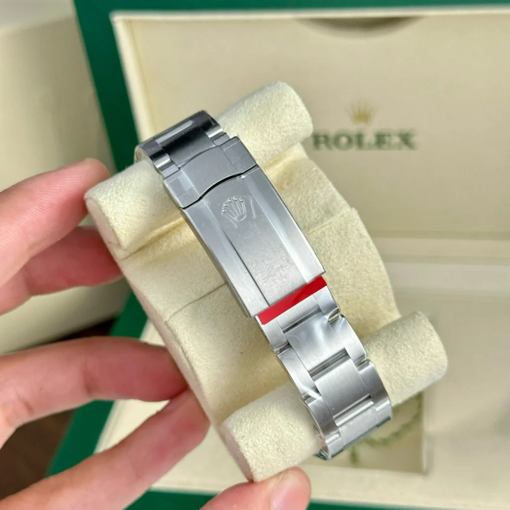 Replica Rolex Oyster Perpetual Lady Coral Red Dial 126000 36 mm Case Back