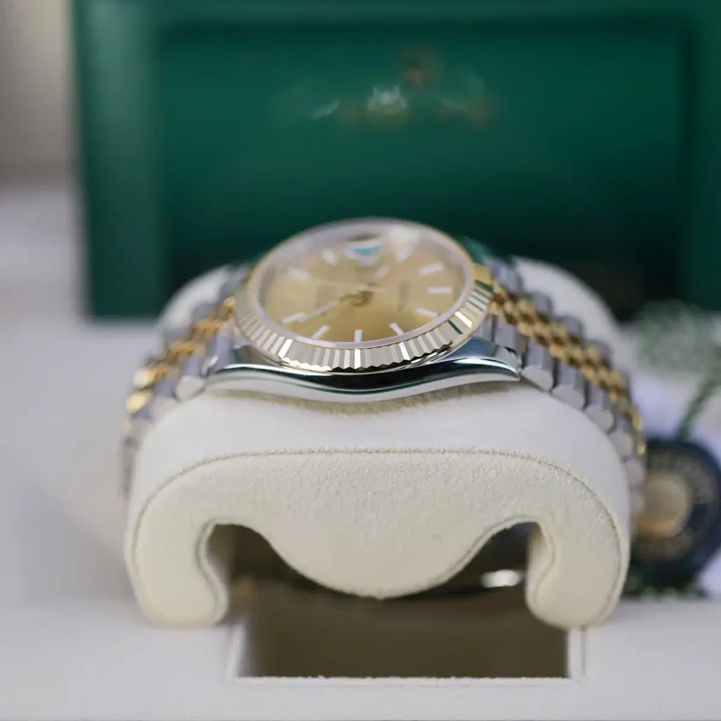 Replica Rolex Datejust II Champagne Dial 126333 41 mm Case Profile