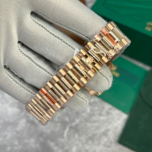 Replica Rolex Day-Date II Chocolate Dial 218235 40 mm