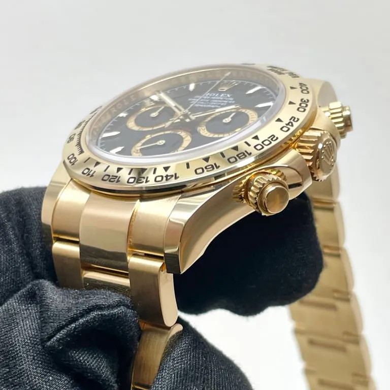 Rolex Daytona Black Dial 126508 Case Profile