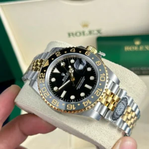 Superclone Rolex GMT-Master II Black Dial “Zombie” 126713GRNR