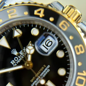 Superclone Rolex GMT-Master II Black Dial “Zombie” 126713GRNR
