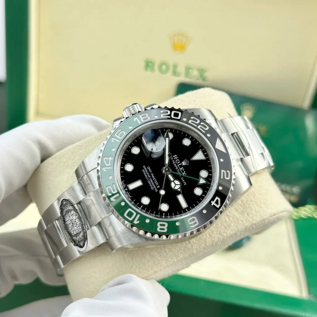 Replica Rolex GMT-Master II Black Dial 126720VTNR “Sprite” Bracelet & Clasp