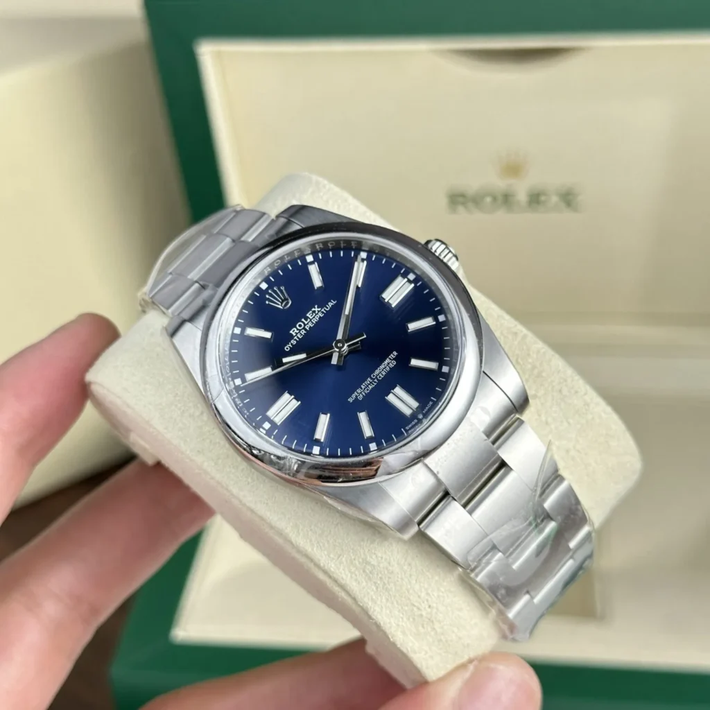 Replica Rolex Oyster Perpetual Blue Dial 124300 41 mm Case Profile