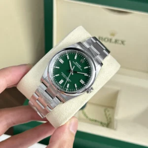 Replica Rolex Oyster Perpetual Green Dial 124300 41 mm