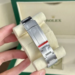 Replica Rolex Oyster Perpetual Green Dial 124300 41 mm