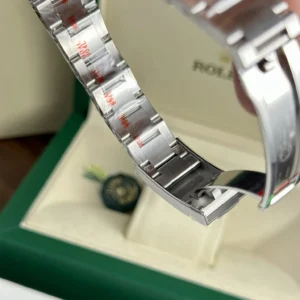 Replica Rolex Oyster Perpetual Lady Blue Dial 126000 36 mm