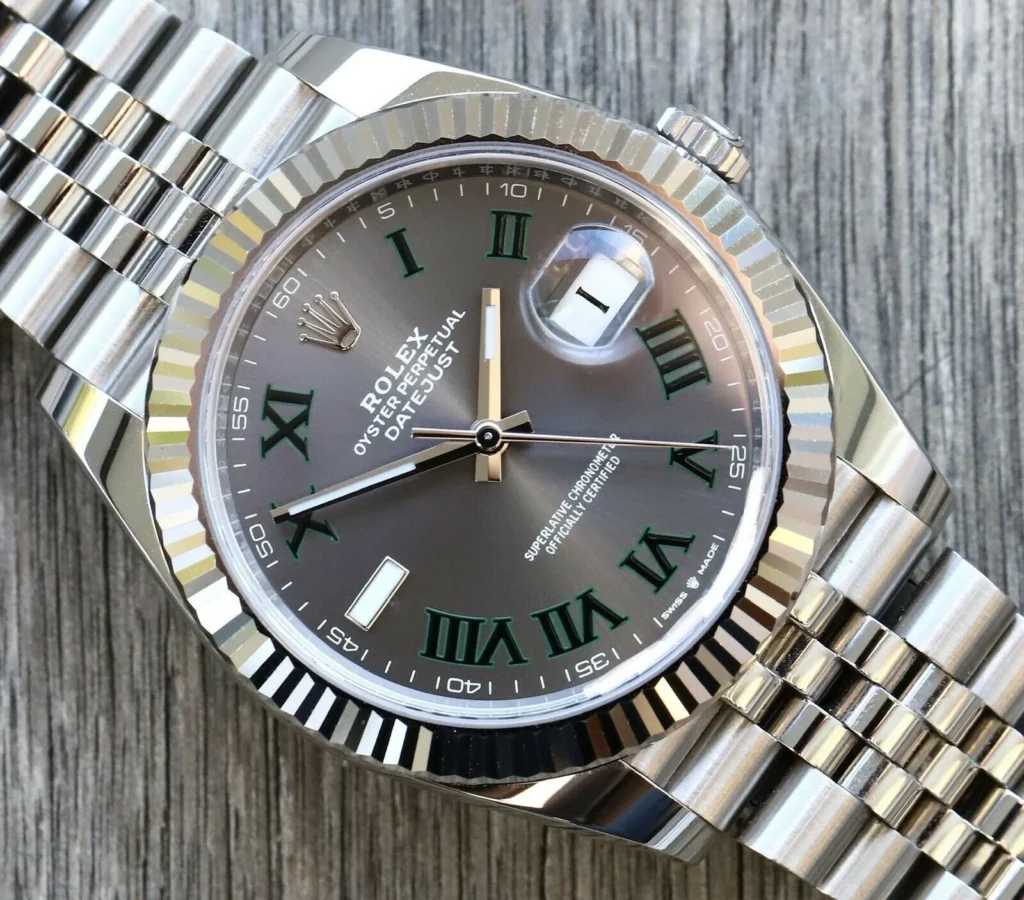 Rolex Datejust Rhodium Dial 126334 “Wimbledon” Flutted/Jubilee 41 mm Case Profile