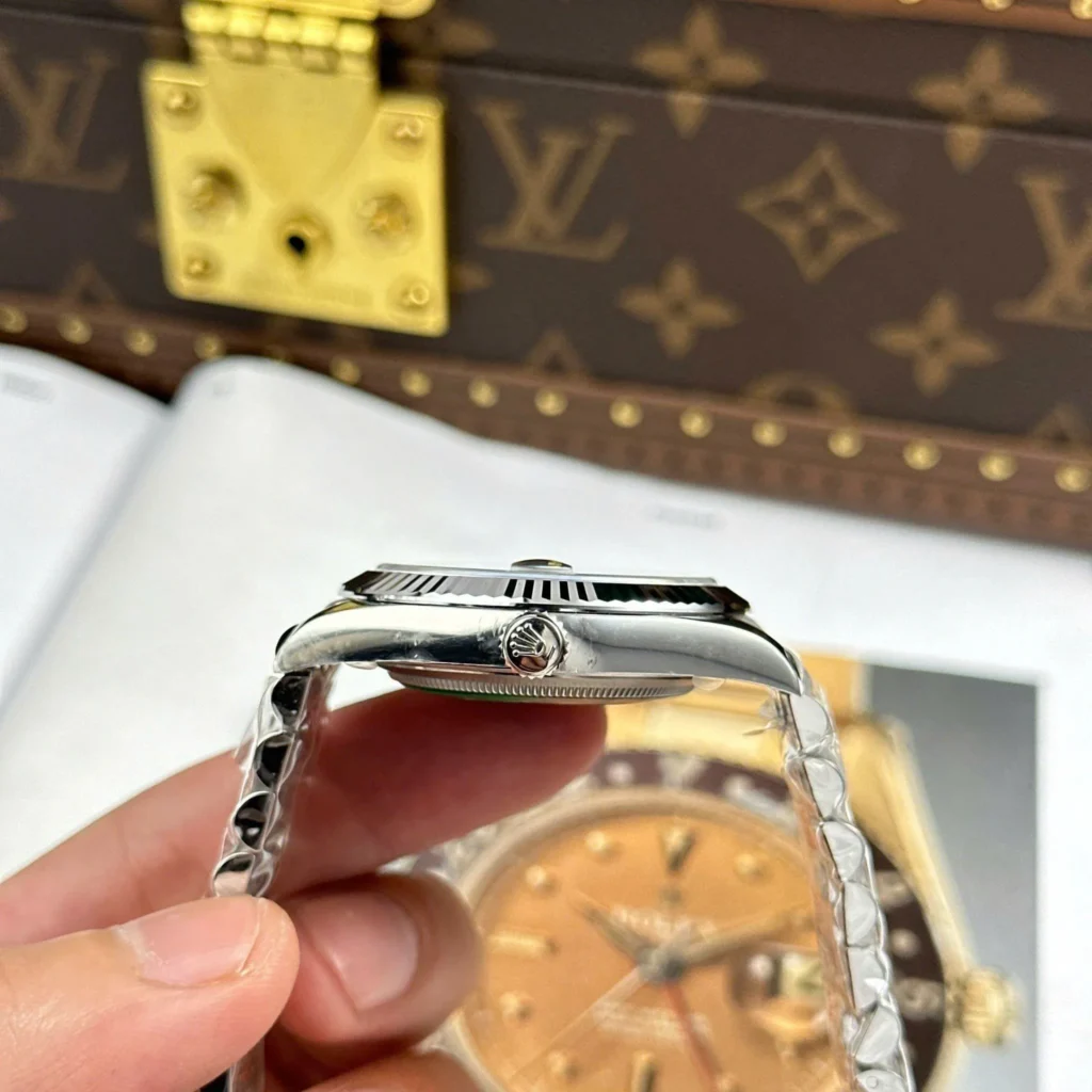 Rolex Datejust Slate Diamond Dial 126334-0006 41 mm Case Profile