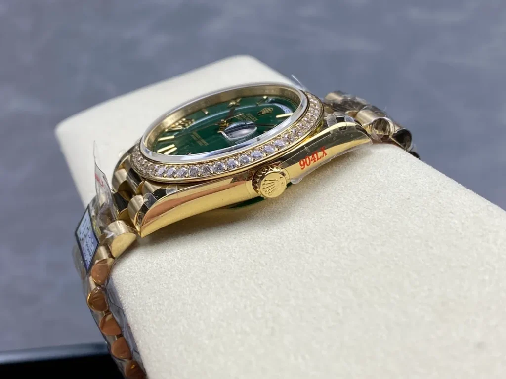Superclone Rolex Day-Date Green Ombré Dial 128348rbr-0068 36 mm Case Back