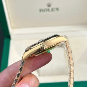 Superclone Rolex Day-Date II Champagne Dial 228238 40 mm