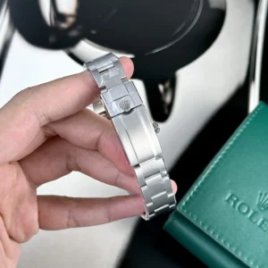 Superclone Rolex Explorer Black Dial 224270
