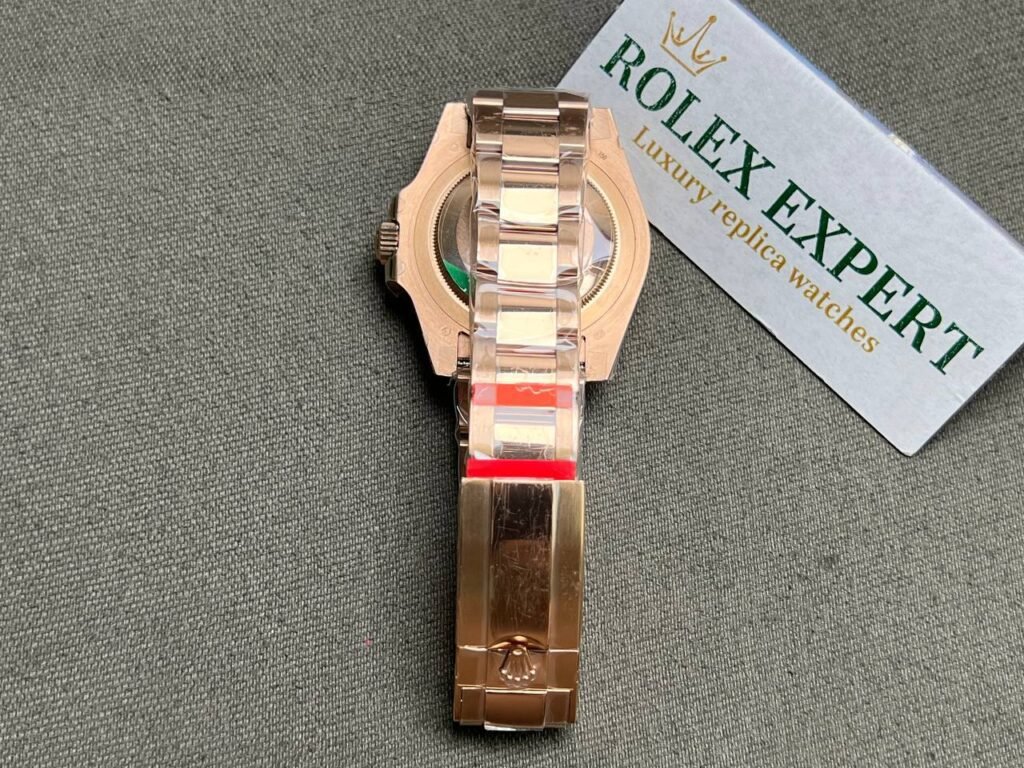 Rolex GMT-Master II 126715CHNR Tiger Iron Dial Case Profile