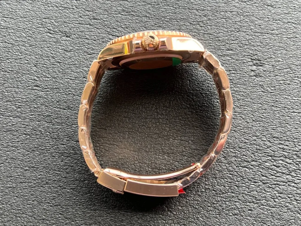 Rolex GMT-Master II 126715CHNR Tiger Iron Dial Additional Detail