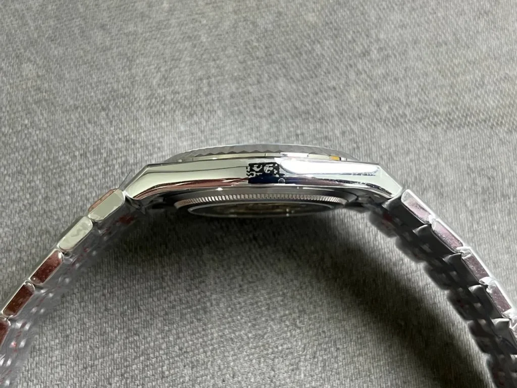 Rolex Land-Dweller 40 mm Ice Blue Dial (2025) Bracelet & Clasp