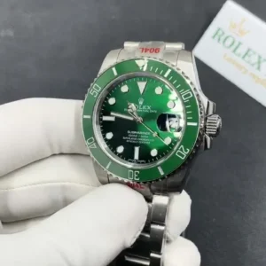 Replica Rolex Submariner Green Dial 116610LV “Hulk”