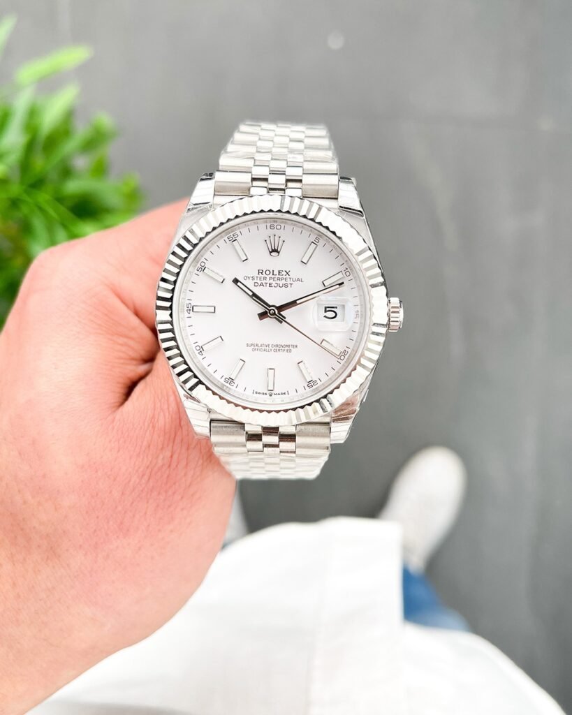 Replica Rolex Datejust White Dial 126334 Jubilee Flutted 41 mm Bezel & Crystal