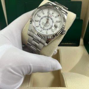 Superclone Rolex Sky-Dweller Intense white Dial 336934